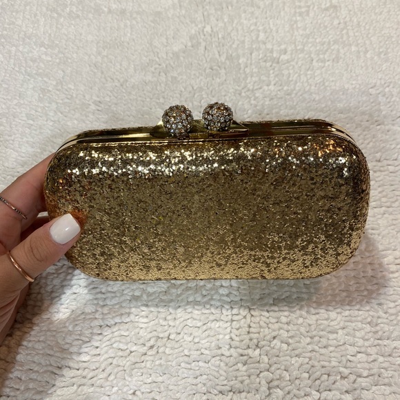 Beautiful gold glitter and rhinestone clutch - Picture 2 of 7